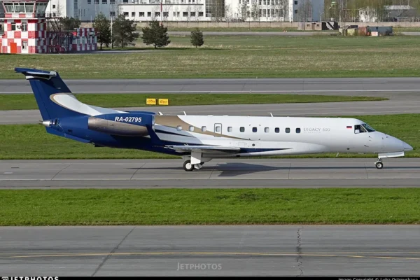 ↩️🎬 Одной из версий крушения самолёта Embraer Legacy 600, среди пассажиров которого числ…