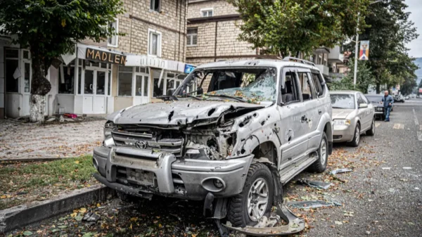 ❗️Автомобиль с российскими миротворцами обстреляли в Нагорном Карабахе, находив…