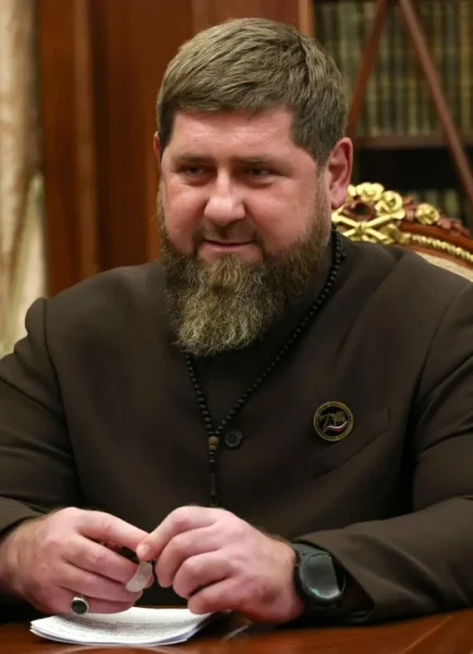 🎬 🙄 Кадыров умер? По крайней мере, так говорит чеченский правозащитник Абубакар …