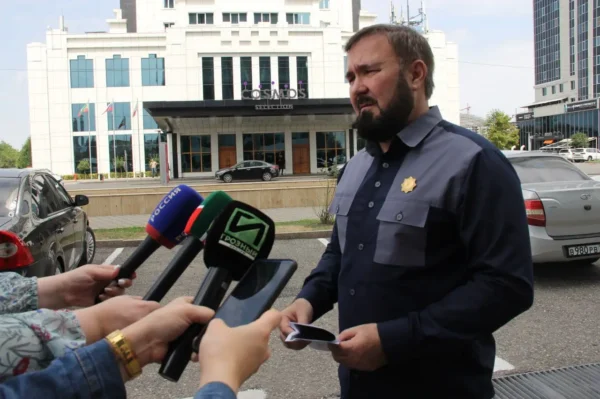 🎬 Рамзан Кадыров опубликовал видео, как его сын в СИЗО избил Никиту Журавеля, кот…