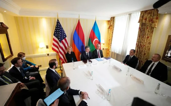 🎬 🪖🤷‍♂️ Россия не в состоянии остановить конфликт в Карабахе. Захарова признал…