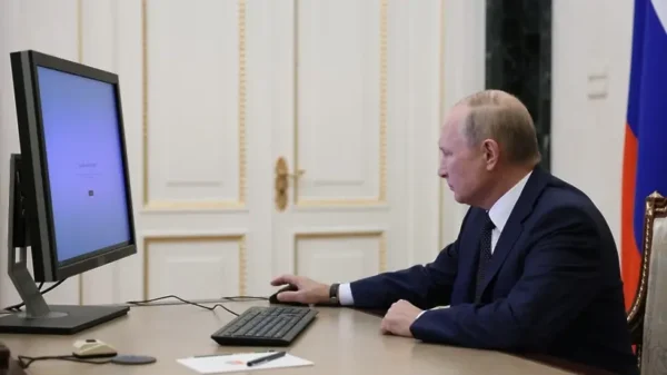 🎬 Владимир Путин в онлайн-формате проголосовал на выборах мэра Москвы Вчера в Ро…