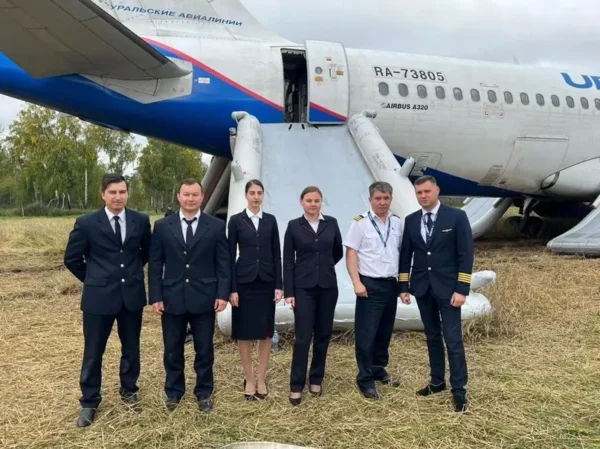 ↩️🎬 Второй пилот Airbus A320 Эдуард Семёнов захотел стать лётчиком после просмотра фи…