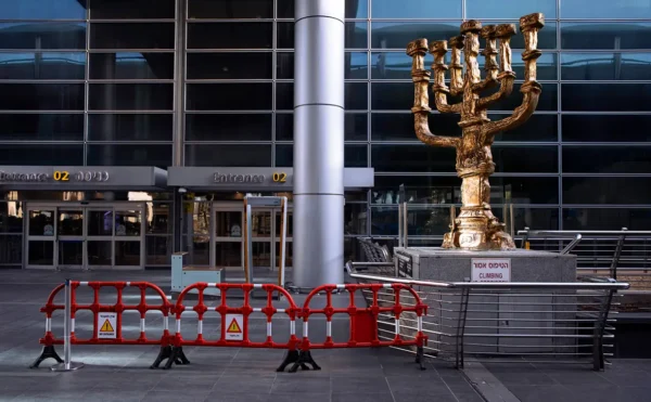🎬 Международный аэропорт имени Бен-Гуриона в Тель-Авиве под ракетным ударом. В го…