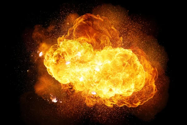 🎬 Мощный взрыв прогремел в районе Афипского нефтеперерабатывающего завода в Сев…