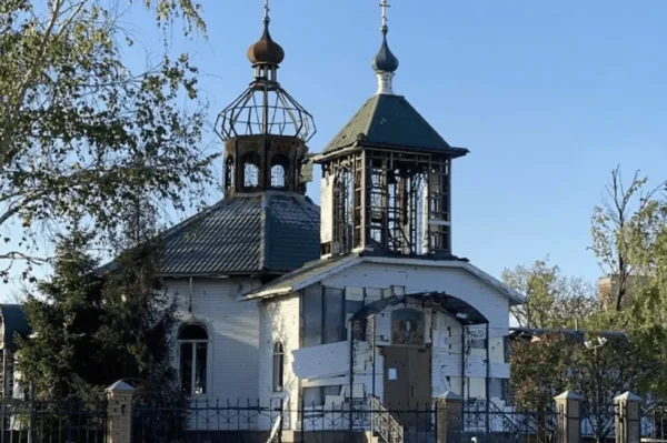 🖼 Неизвестные уничтожили православный крест в «башкирской Швейцарии». Он был уст…