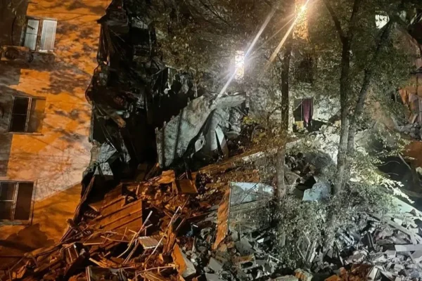 🖼 Часть жилого дома рухнула в Астрахани. ЧП произошло в пятиэтажке на Привокзаль…