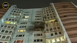 🖼 Обломки украинского беспилотника попали в жилую многоэтажку в Туле. По информа…