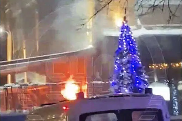 ↩️🎬 Ещё кадры из ресторана Slava на Вятской улице в Москве. По данным SHOT, возгорание …