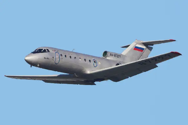 🖼 Самолёт Як-40 выкатился за пределы взлётно-посадочной полосы в аэропорту Оссора…