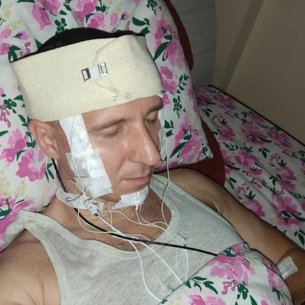 🎬 «Ловец снов» из Новосибирска Михаил Радуга, который вставлял себе чип в череп, з…