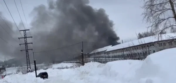 Серьёзный пожар произошёл на крупном НПЗ в Красноармейском районе Волгограда. Пр…