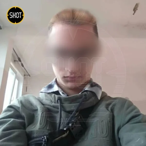 🖼 В Подмосковье задержан студент, который угрожал въехать в здание колледжа на а…
